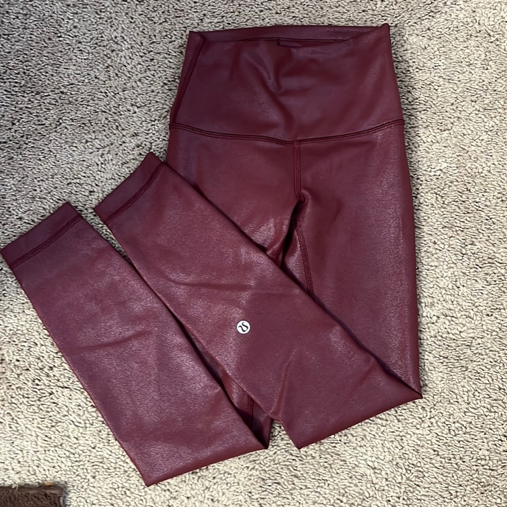 Size 0 Lululemon Wunder Under 25” inseam